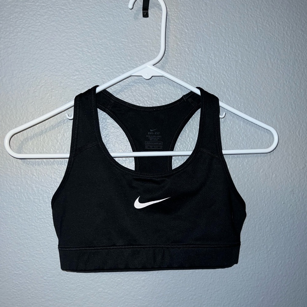 nike sports bra